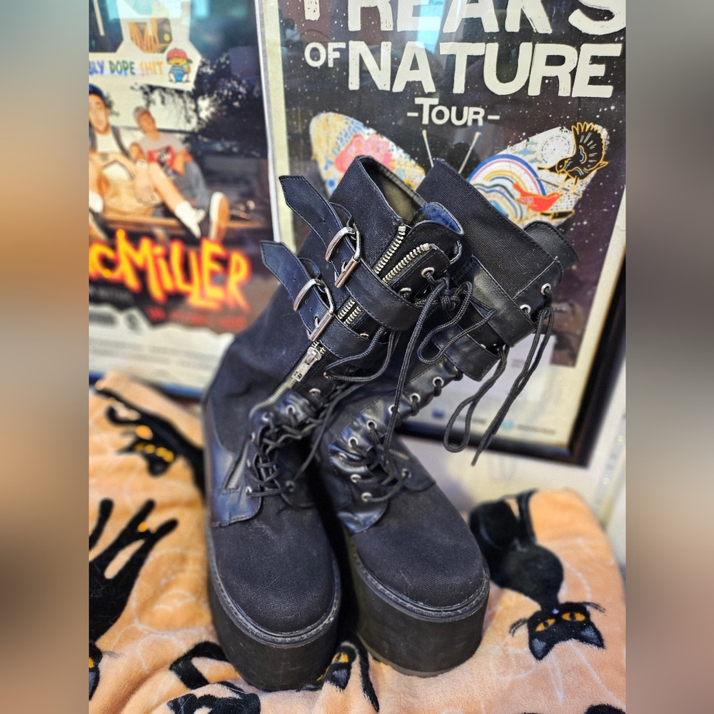7W US Demonia Wyvern Rider Platform Boots